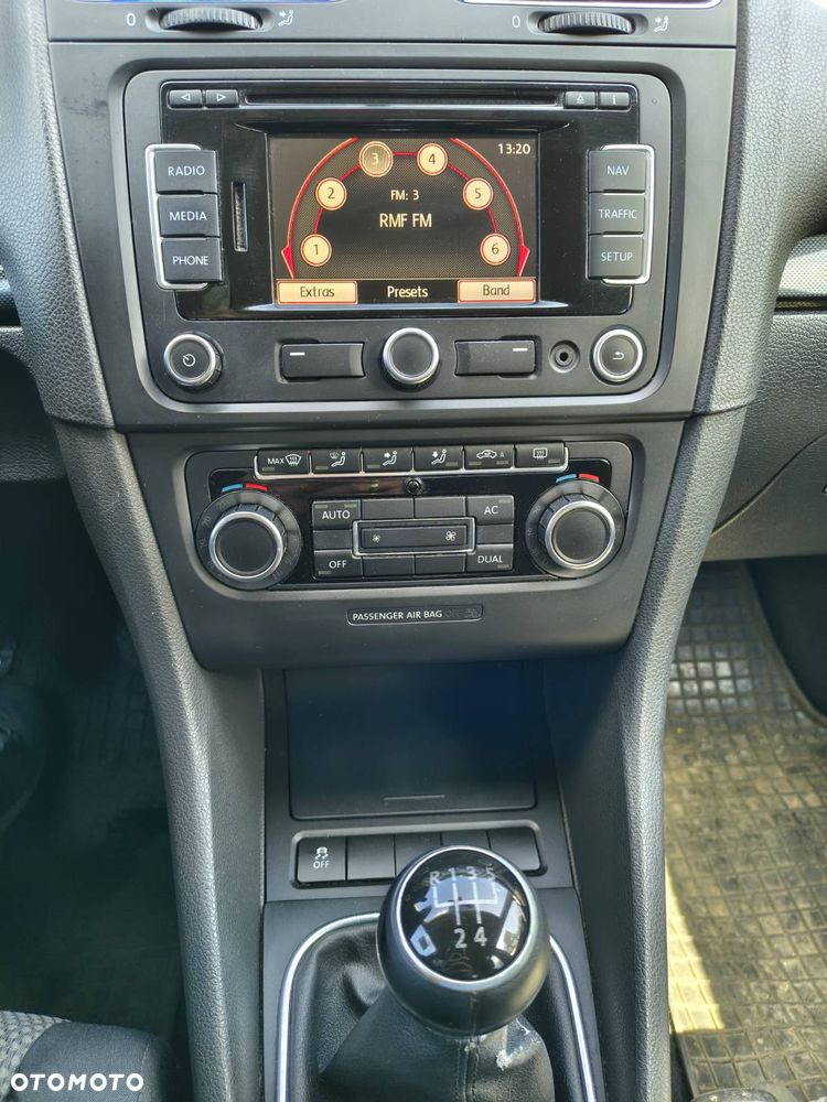 Volkswagen Golf 1.6 TDI Comfortline - 10