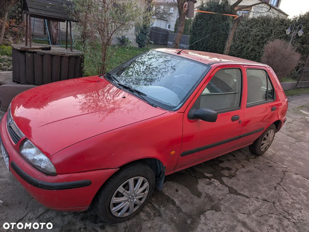 Mazda 121 1.3 Comfort - 3