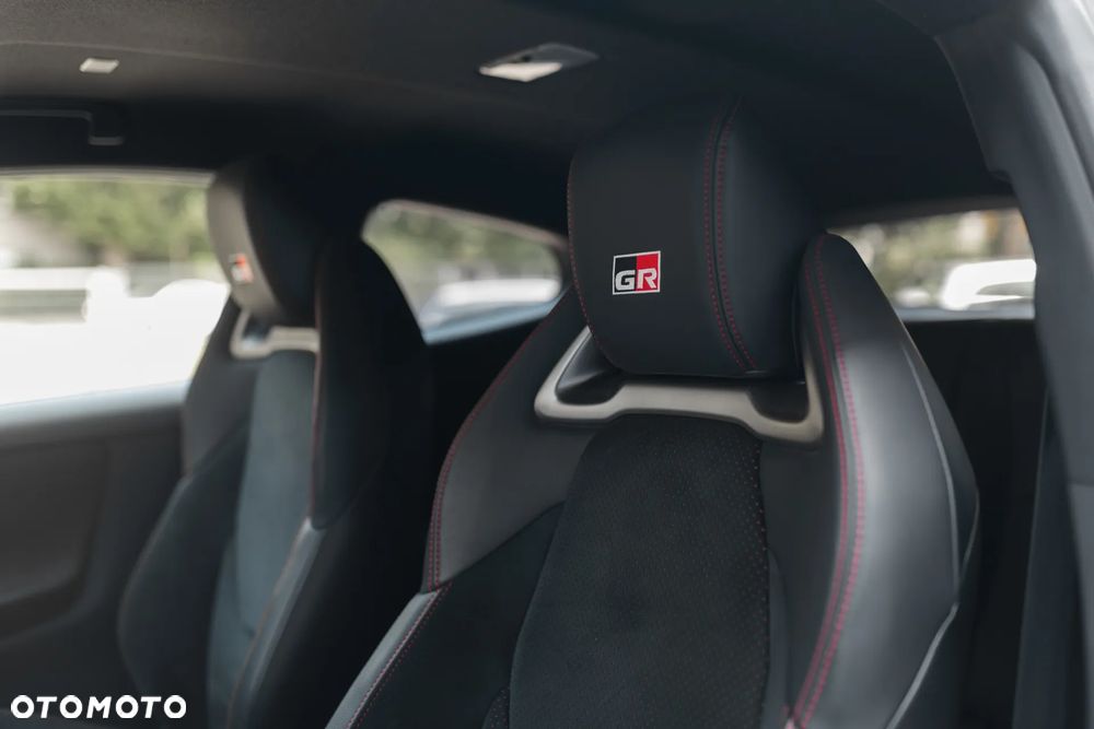 Toyota GR Yaris - 15