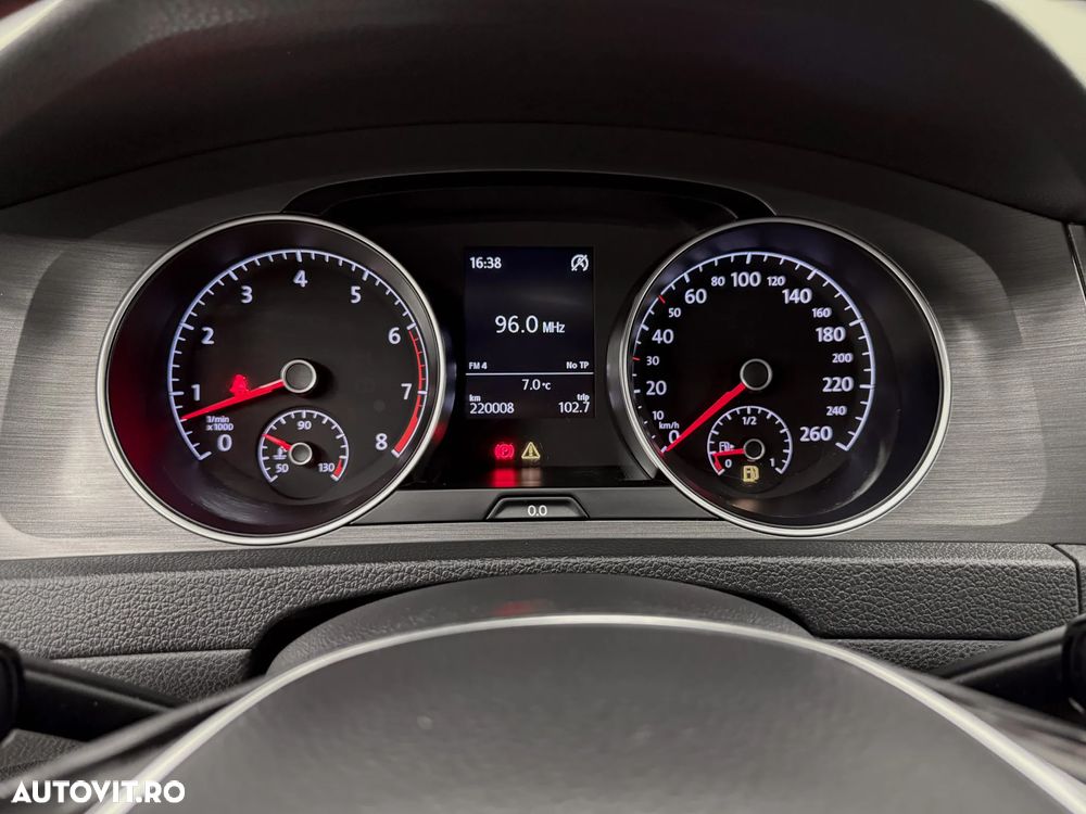 Volkswagen Golf 1.2 TSI BlueMotion Technology Comfortline - 27