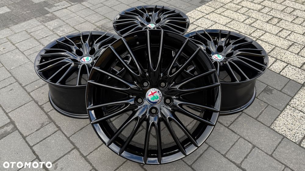 Alufelgi r17 Alfa Romeo 5x110 ET41 7.5J Koła felgi black brera 159 giulietta - 2