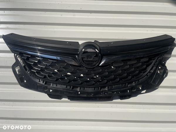 ATRAPA PRZÓD GRILL OPEL ZAFIRA C LIFT 39079790 341601492