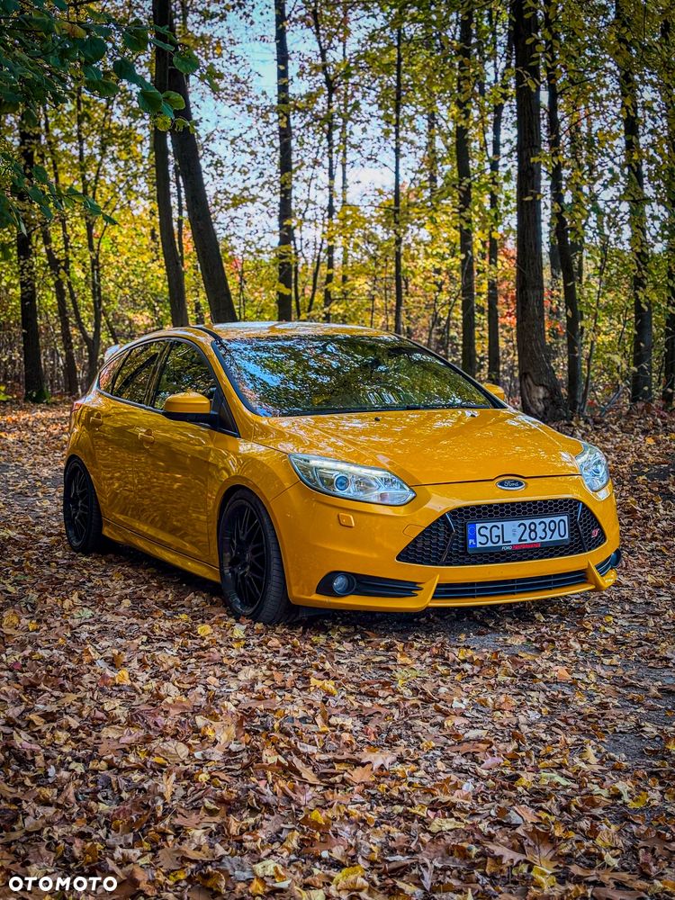 Ford Focus 2.0 EcoBoost ST - 6