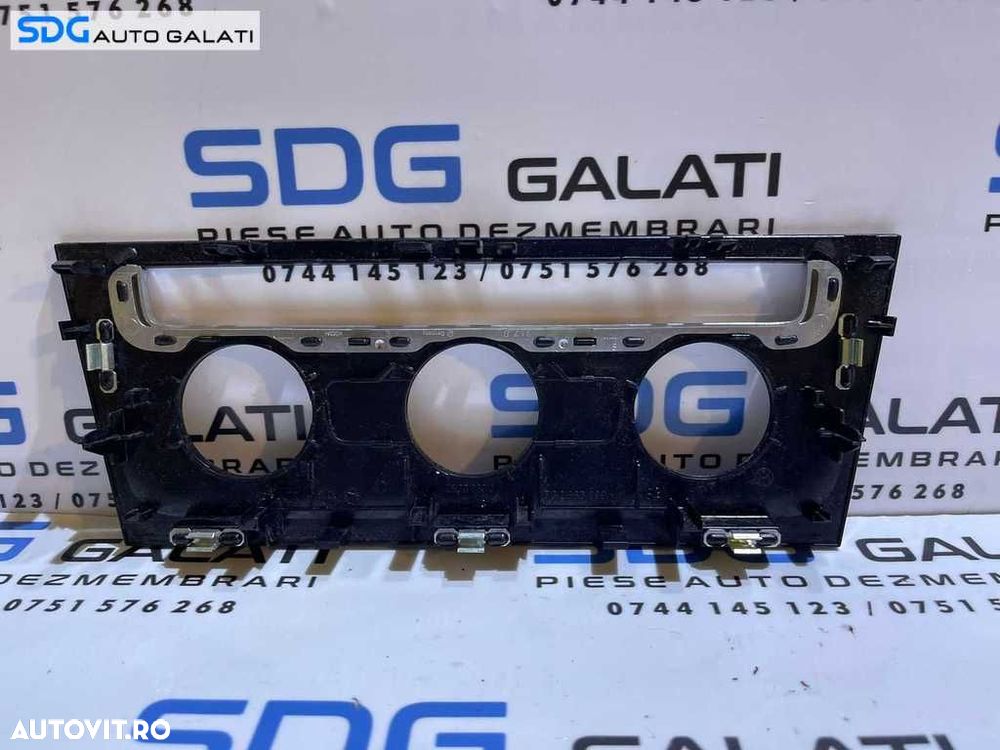 Rama Grila Ornament Panou AC Aer Conditionat Clima Climatronic VW Golf 7 2013 - 2017 Cod 5G2863099 5G2863041 - 2