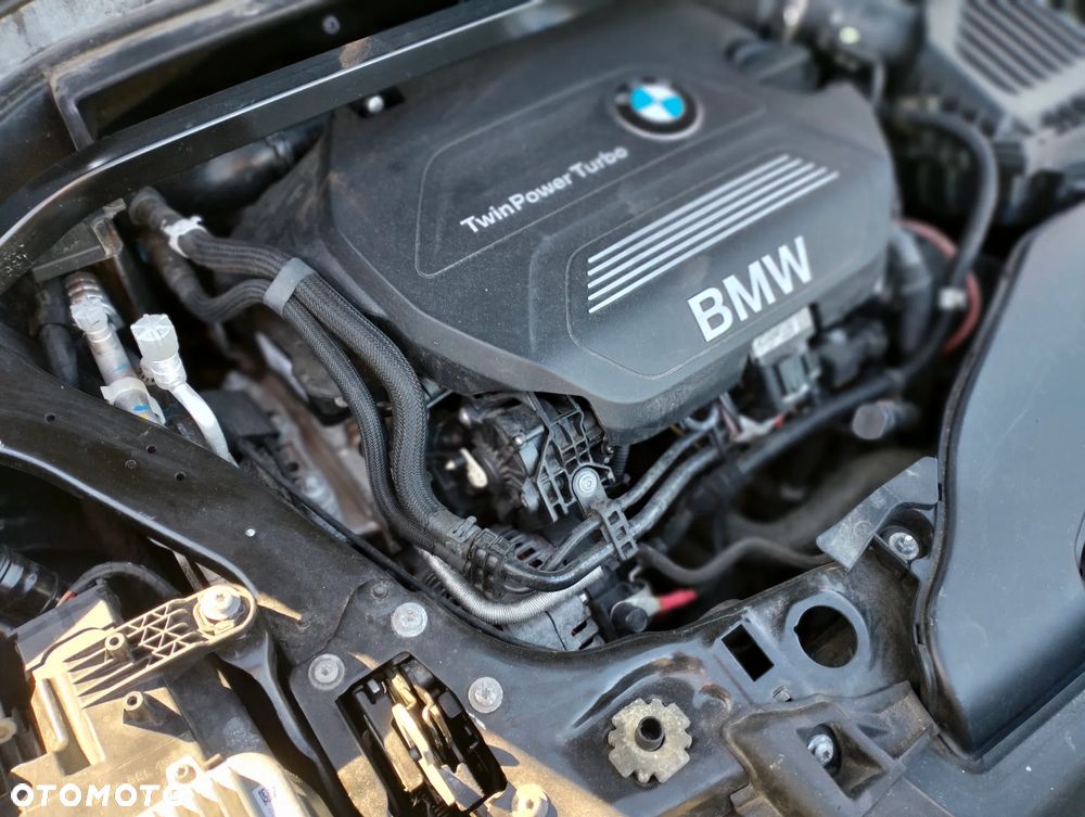 BMW X1 sDrive18d - 14