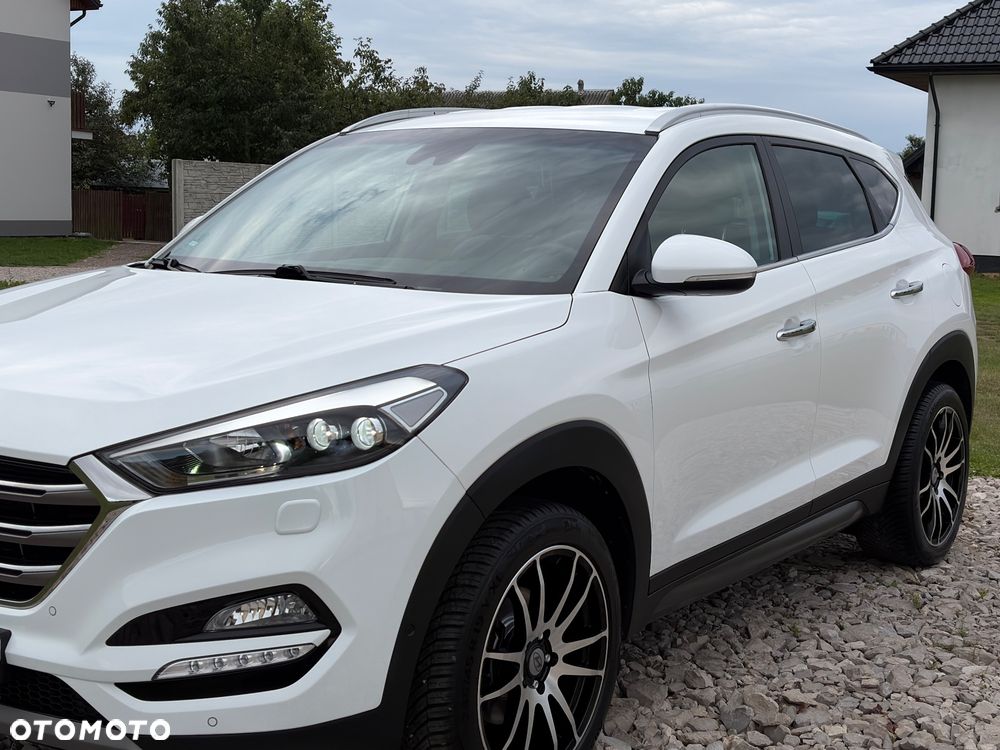 Hyundai Tucson 2.0 CRDI 4WD Automatik Premium - 9