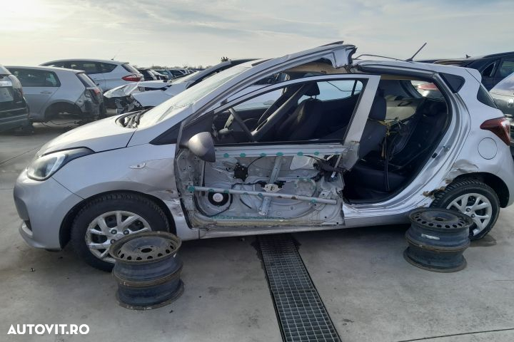 Catalizator 04GG2 NKG20165 G3LA 04GG2 NKG20165 G3LA Hyundai i10 3 [20 - 8