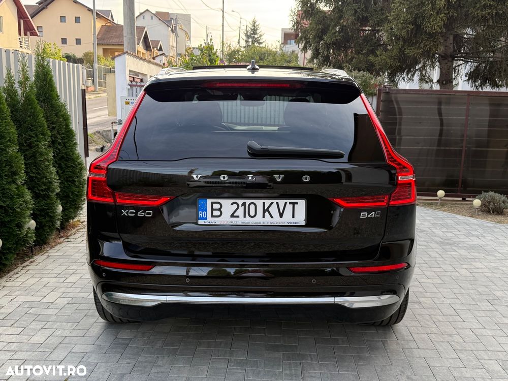 Volvo XC 60 B4 MHEV AT8 AWD Inscription - 12