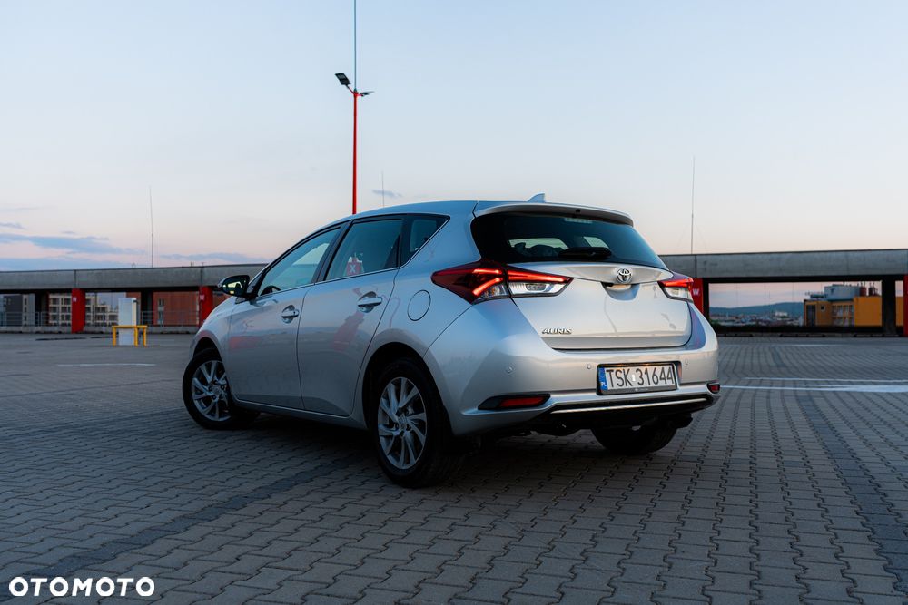 Toyota Auris 1.6 Active - 6