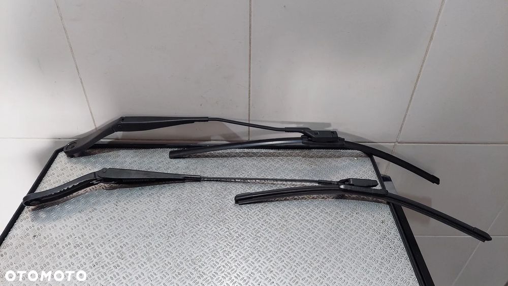 KOMPLET WYCIERACZEK SZYBY PRZÓD EUROPA FORD MONDEO MK4 R2009 - 1