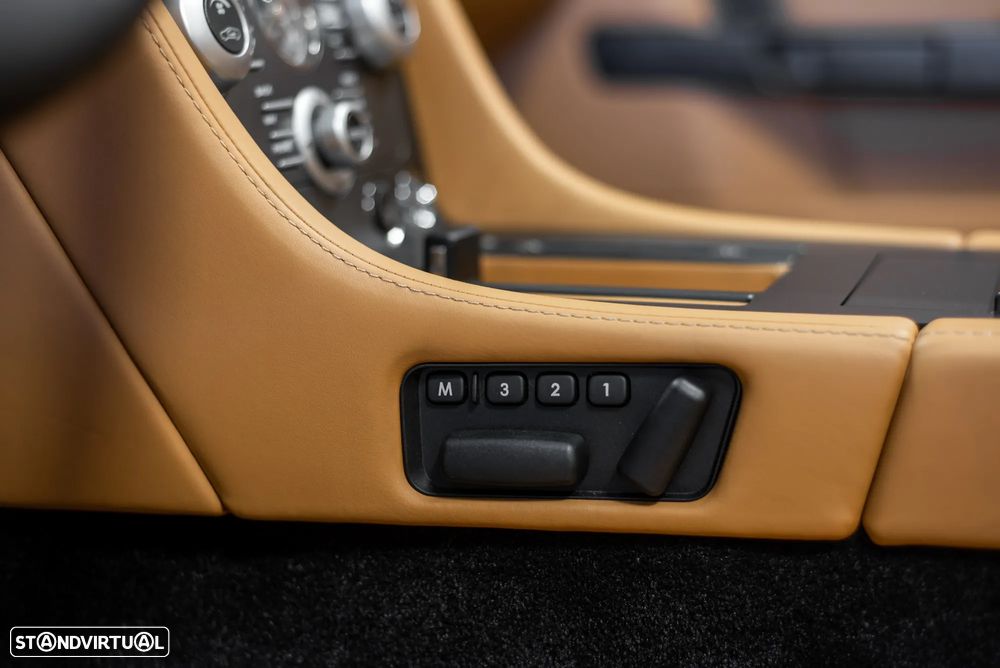 Aston Martin Vantage Roadster V8 Sportshift - 25