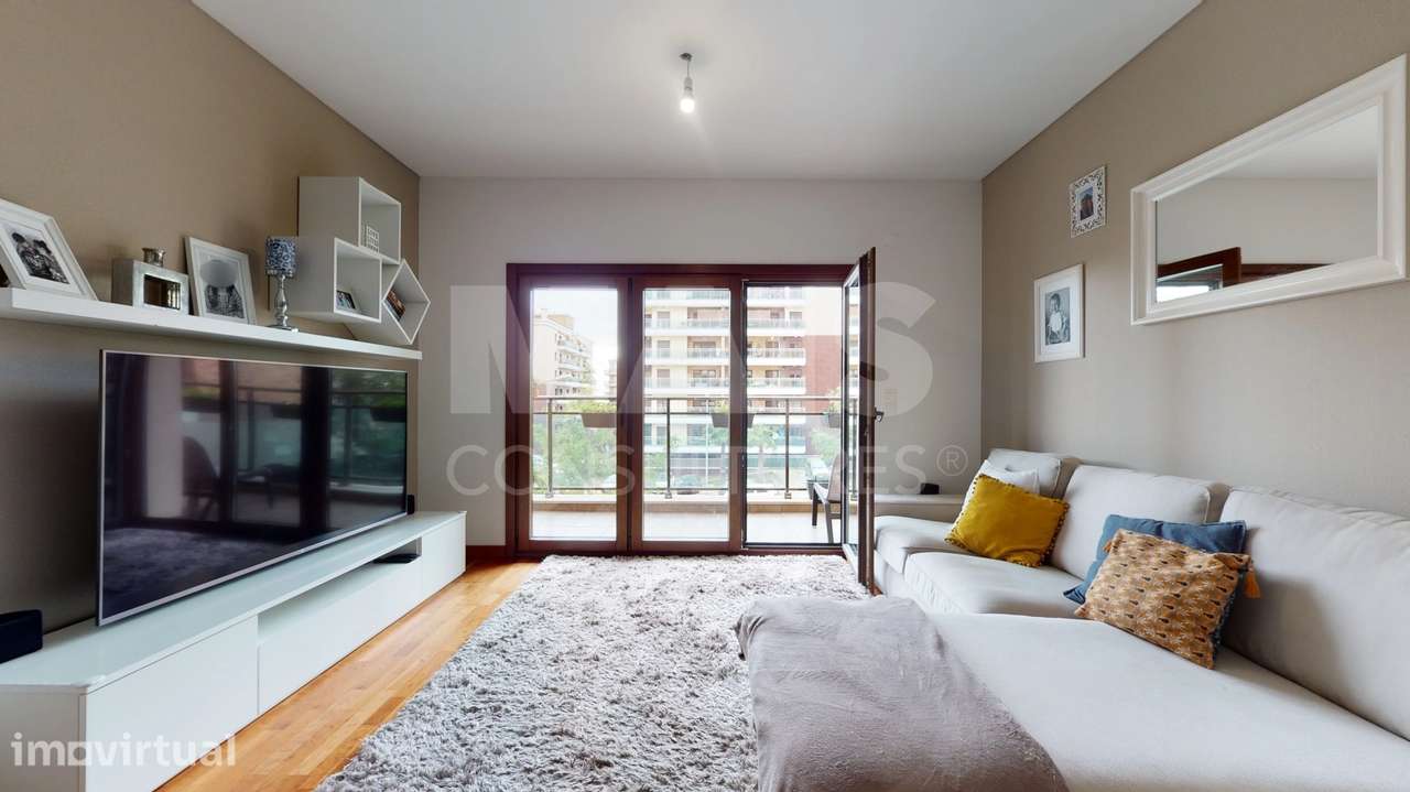 Apartamento T3 nos Terraços da Ponte com 2 Varandas e Box de 60m2 - Grande imagem: 4/41