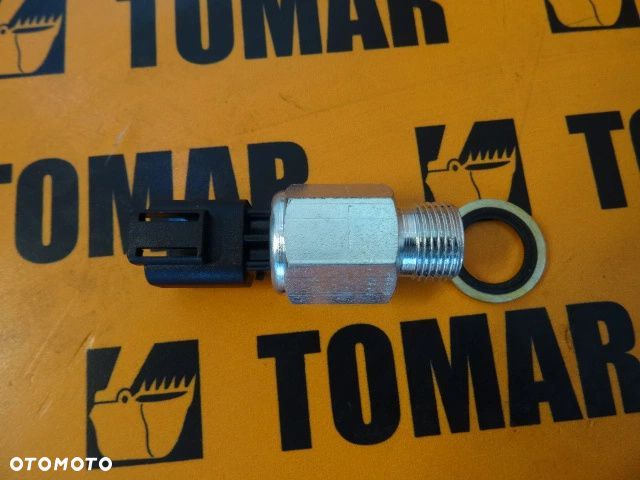 Czujnik ciśnienia oleju skrzyni 701/80322 JCB 3CX - 2