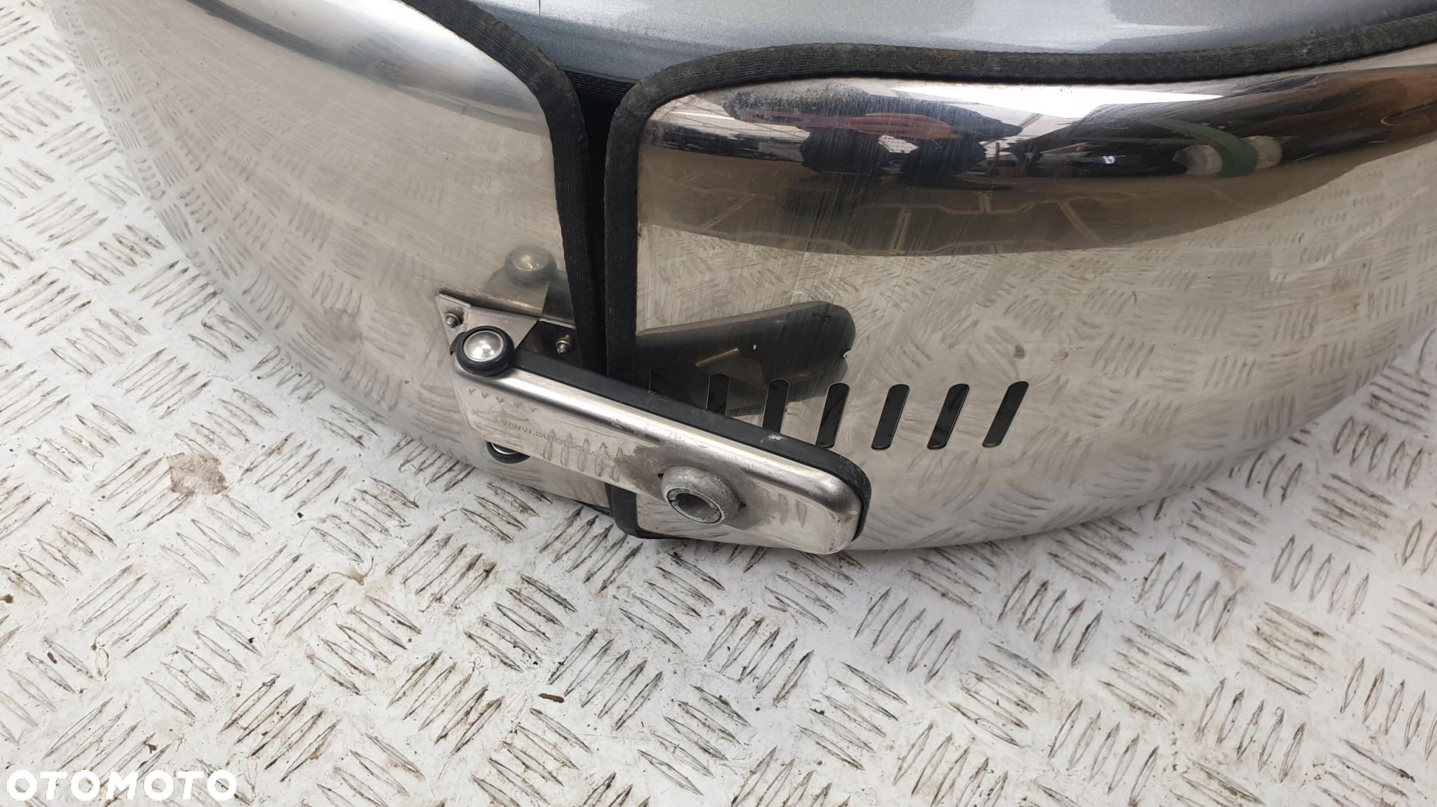 Osłona Koła Zapasowego Mercedes G-klasa W463 - 9