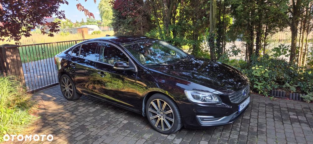 Volvo S60 - 2