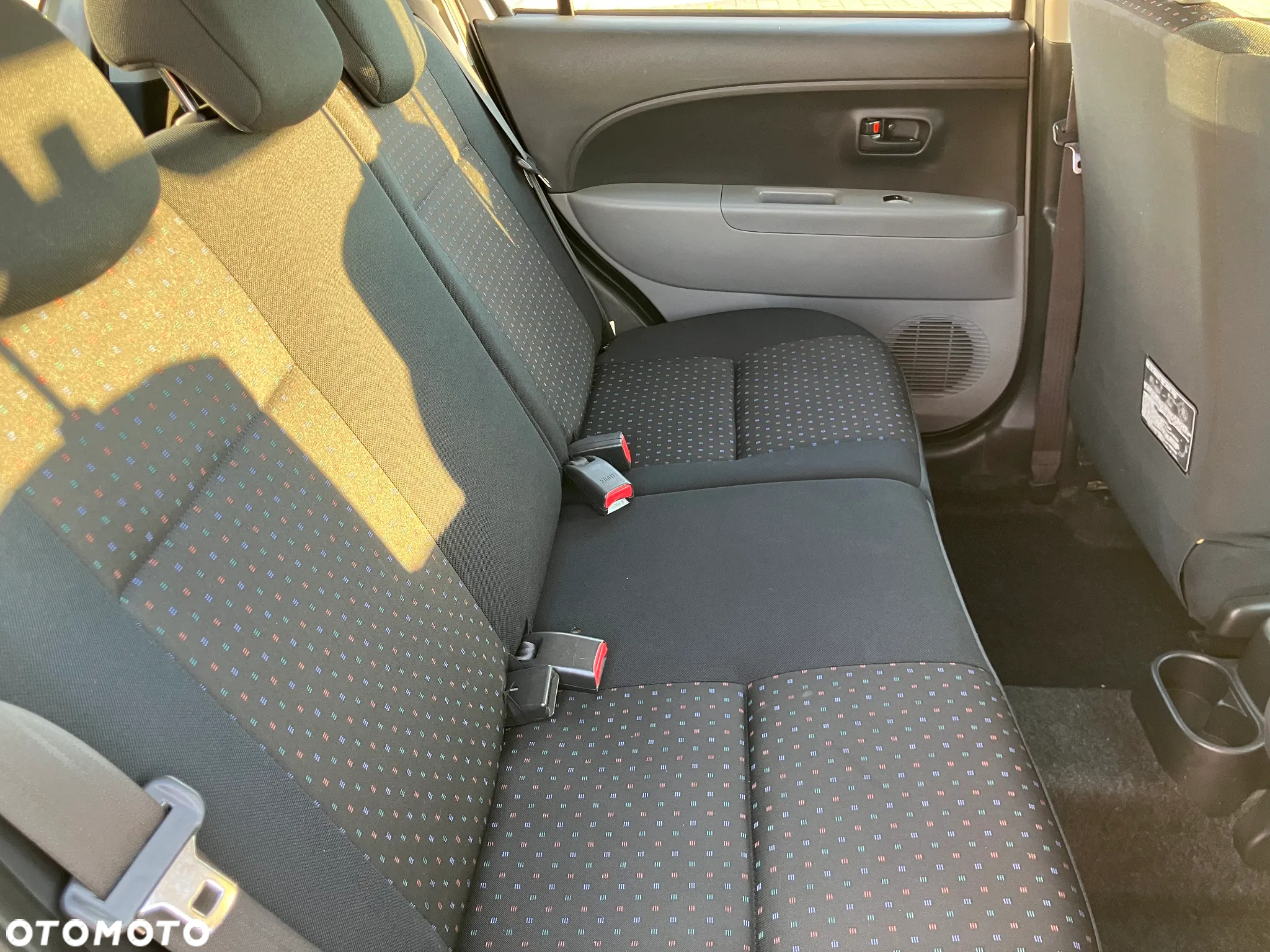 Daihatsu Sirion 1.0 CooLine - 12