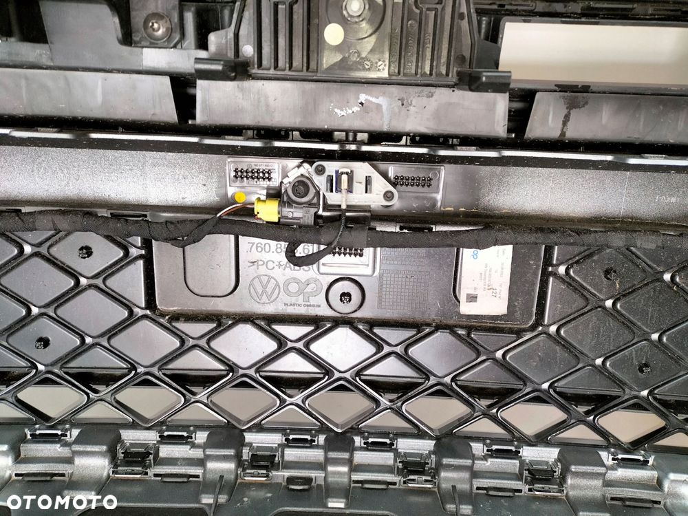 zderzak przedni przód vw touareg iii 760 lift 23- r-line - 15