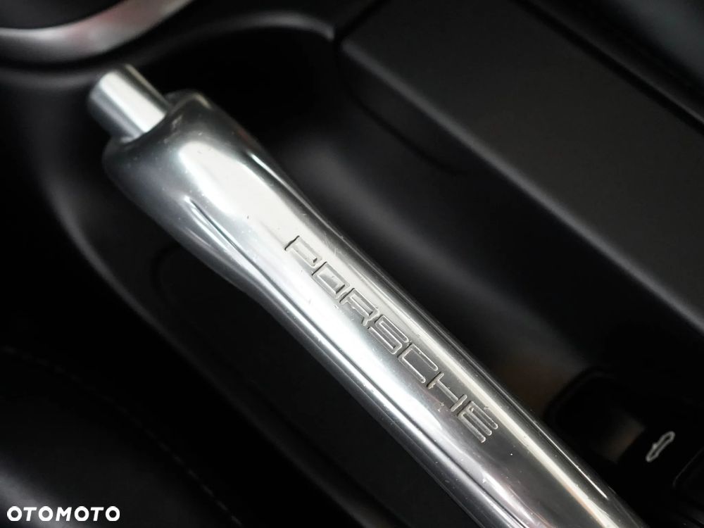 Porsche 911 Turbo S - 23