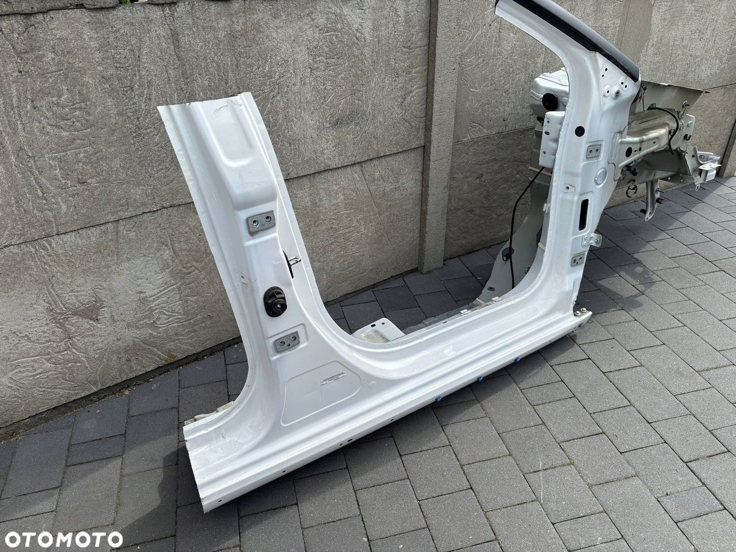 Citroen C3 III PODŁUŻNICA ĆWIARTKA PRAWA - 3