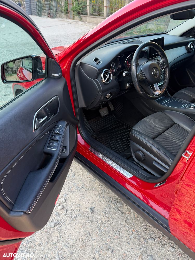 Mercedes-Benz GLA 200 d Aut. - 6