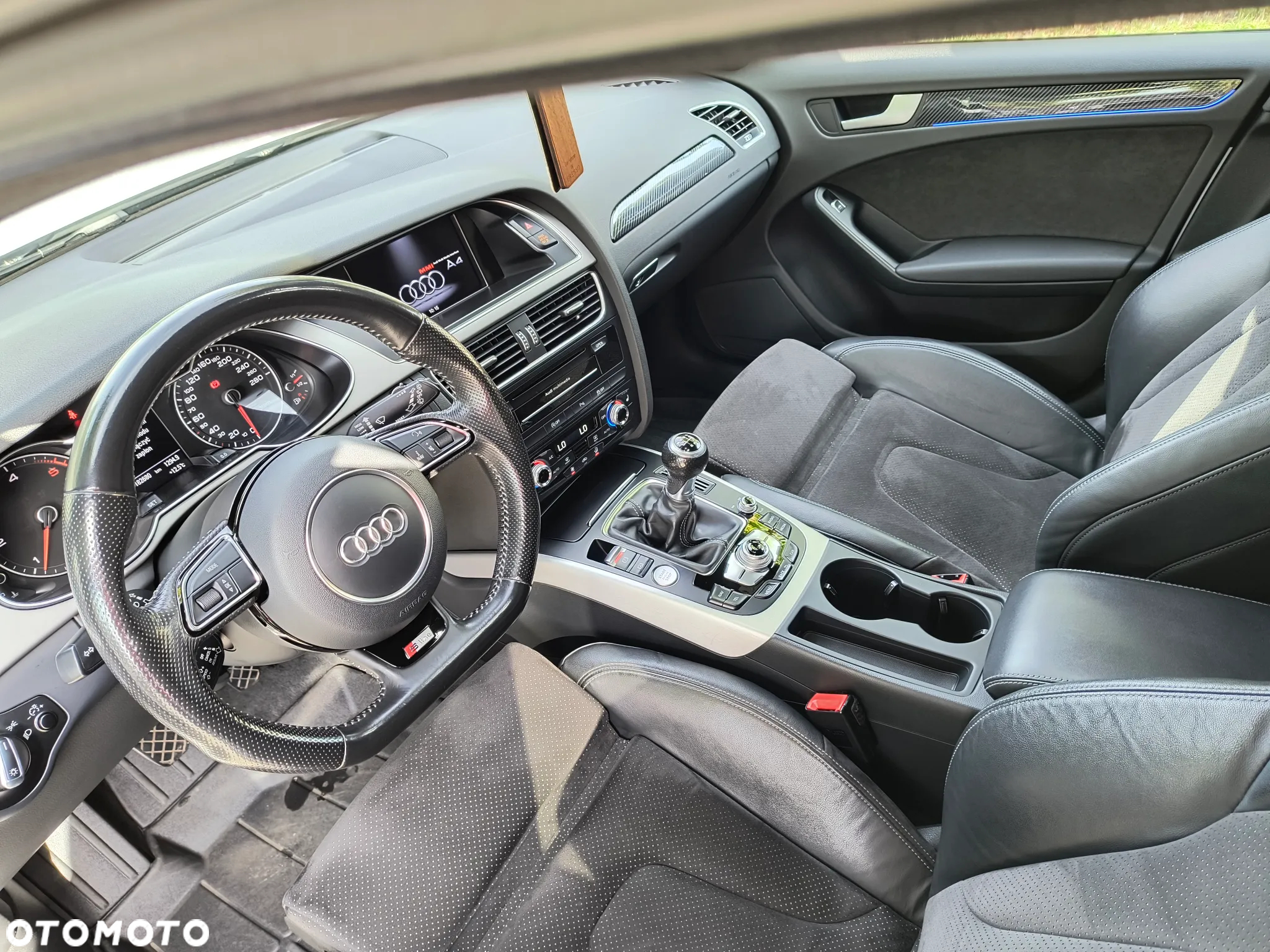 Audi A4 Avant 2.0 TDI DPF S line Sportpaket - 20