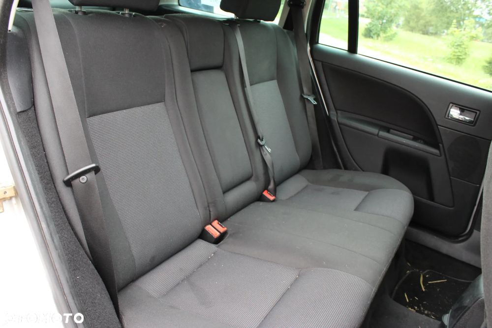 Ford Mondeo - 6