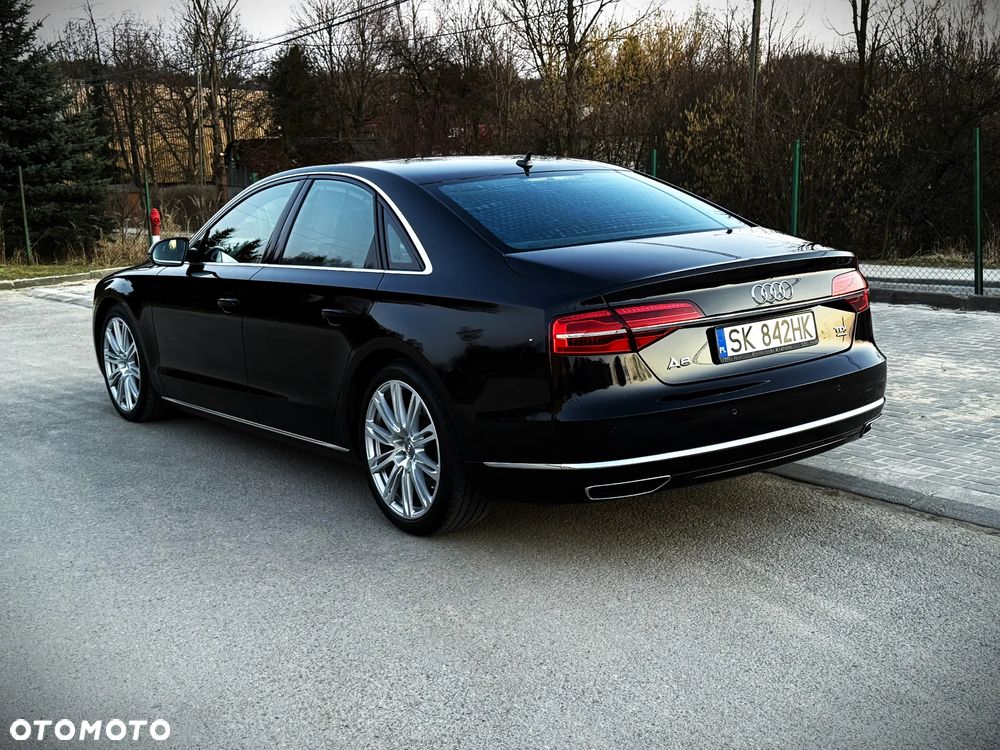 Audi A8 4.2 TDI DPF (clean diesel) quattro tiptronic - 34