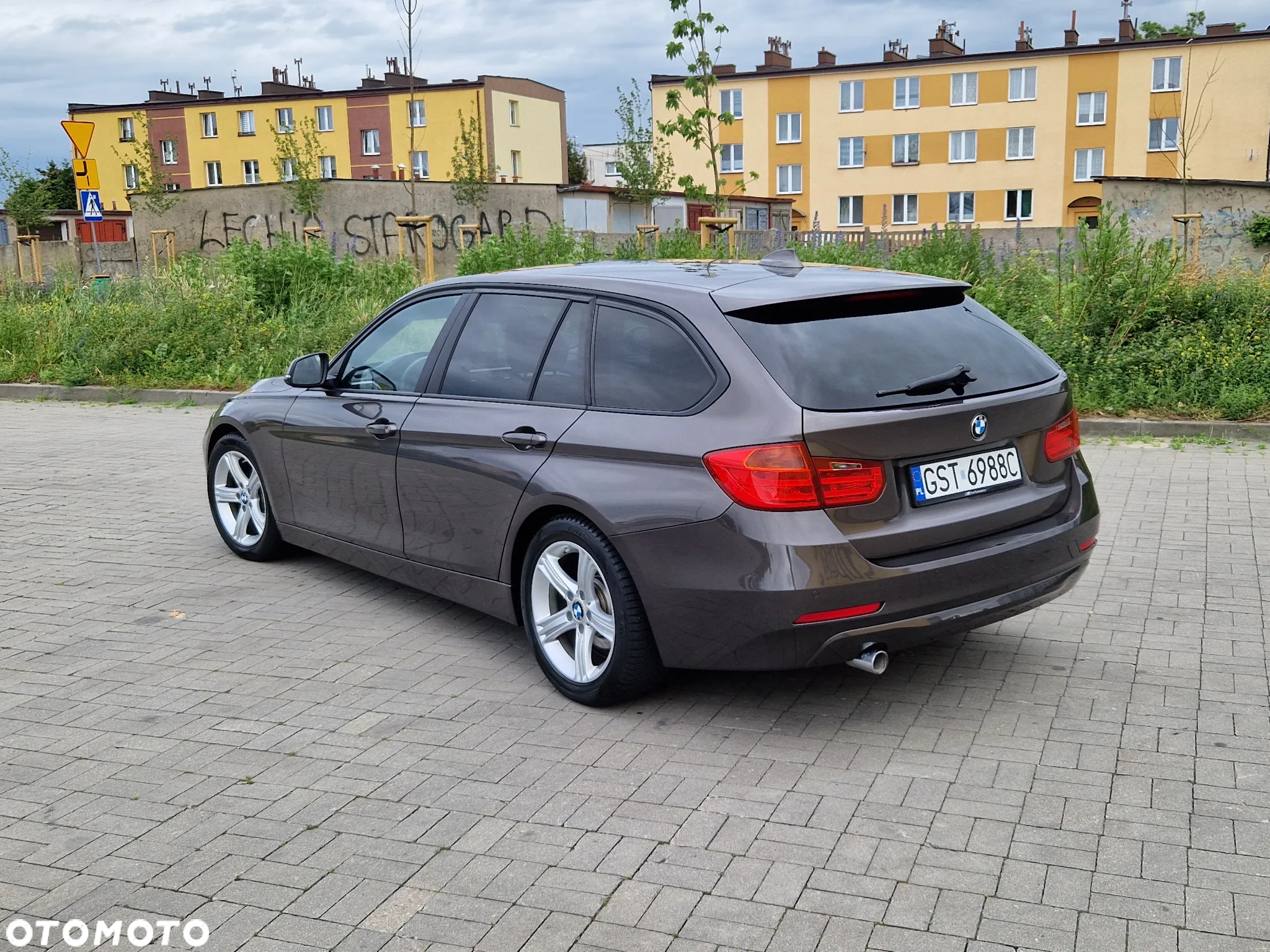 BMW Seria 3 - 12