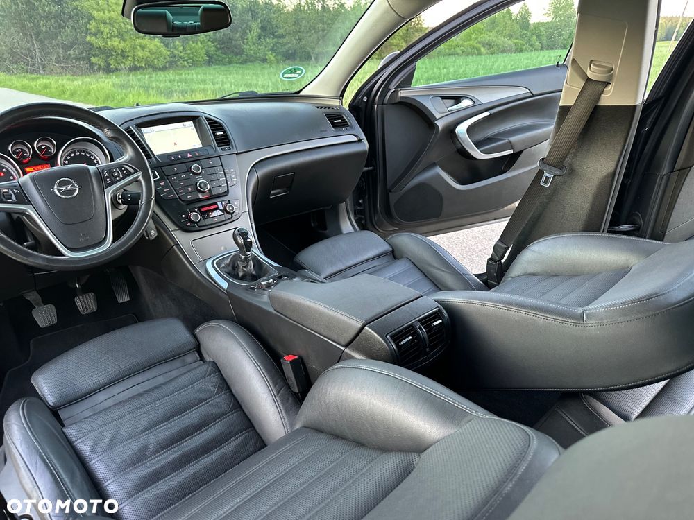 Opel Insignia - 30
