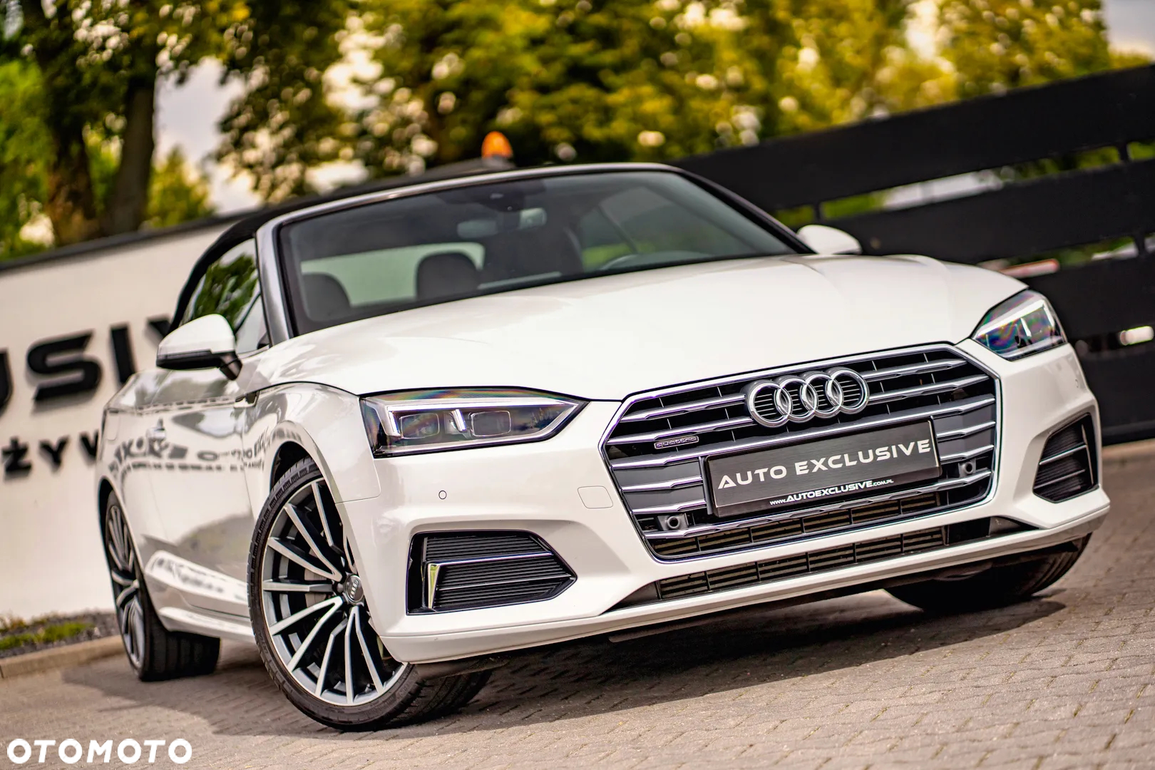 Audi A5 Cabrio 2.0 TFSI quattro S tronic design - 2