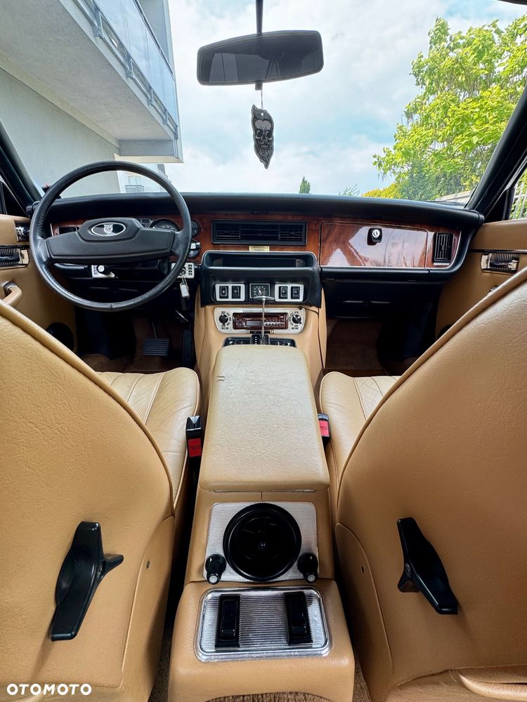 Jaguar XJ - 33