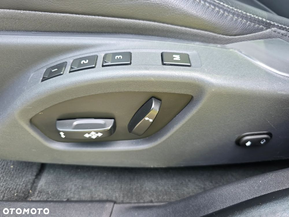 Volvo XC 60 D4 Geartronic Summum - 20