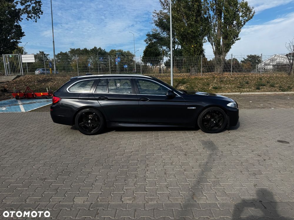 BMW Seria 5 520d Sport-Aut - 2