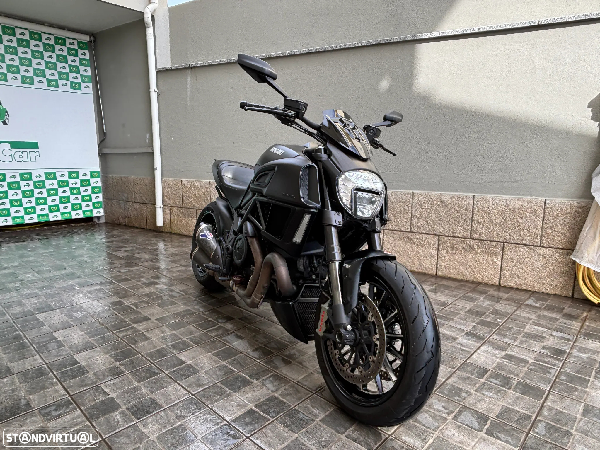 Ducati Diavel Carbon - 11