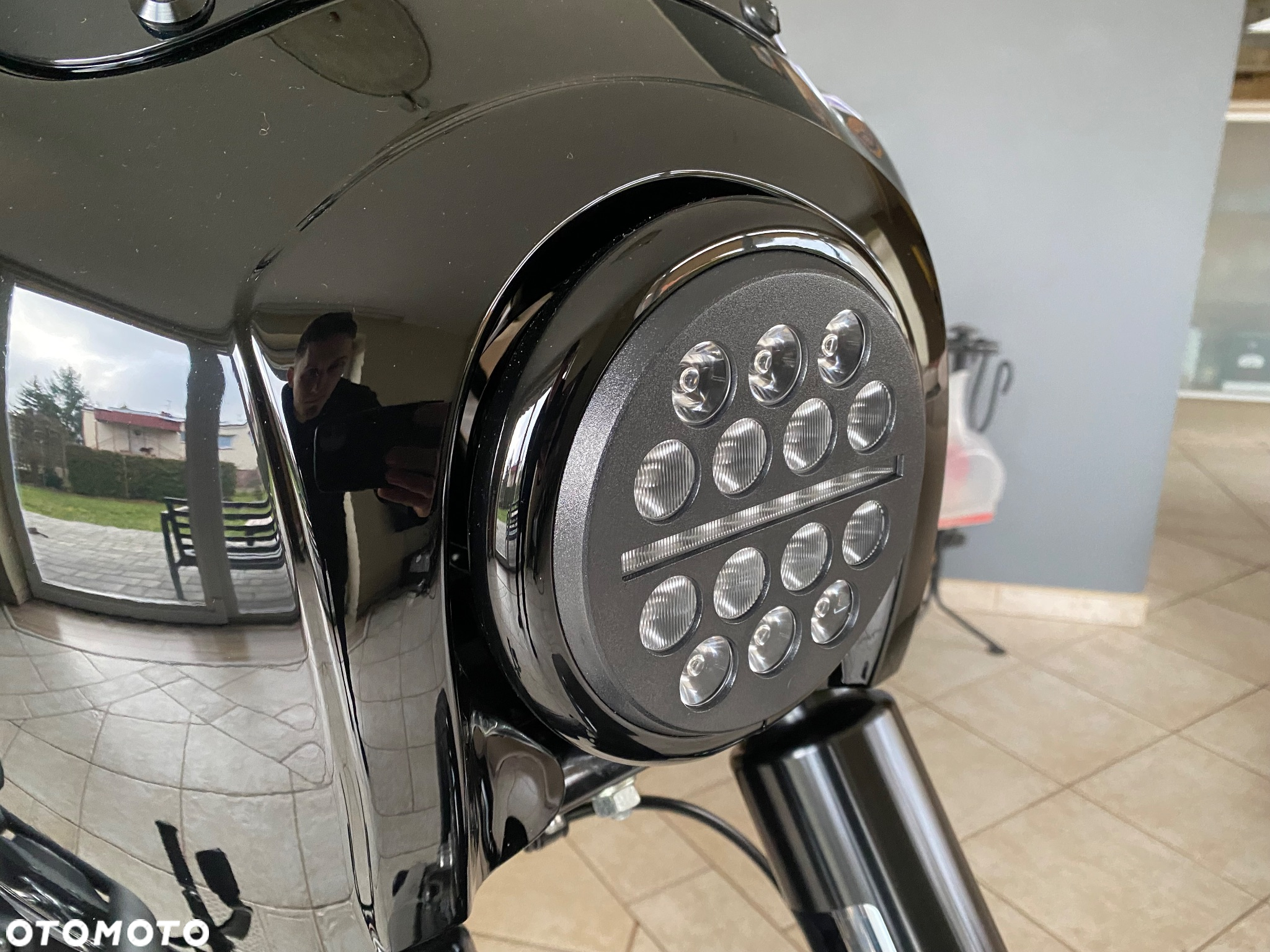 Harley-Davidson Dyna Street Bob - 16