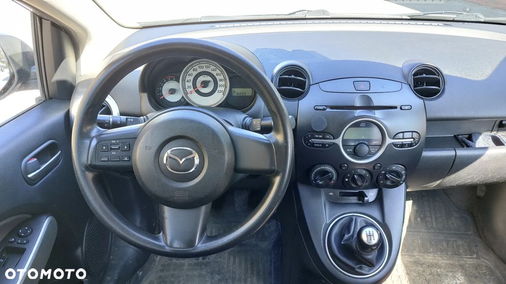Mazda 2 1.4 DE Core + - 36