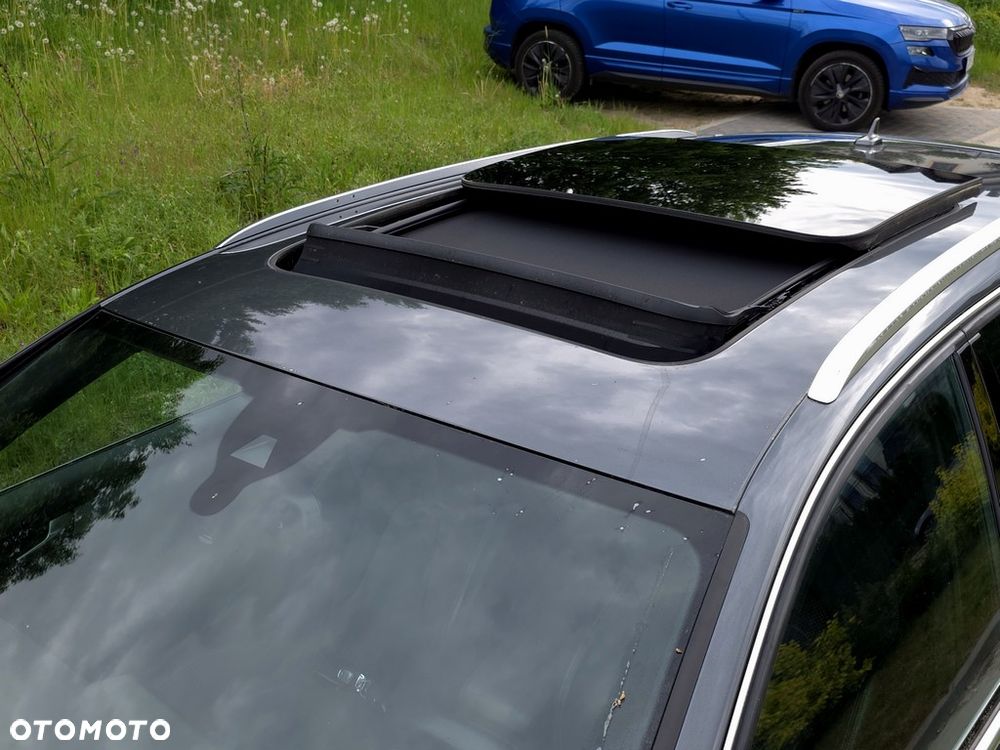 Audi A4 Avant 2.0 TDI Quattro Line S tronic - 28