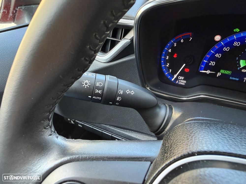 Toyota Corolla 1.8 Hybrid Square Collection - 22