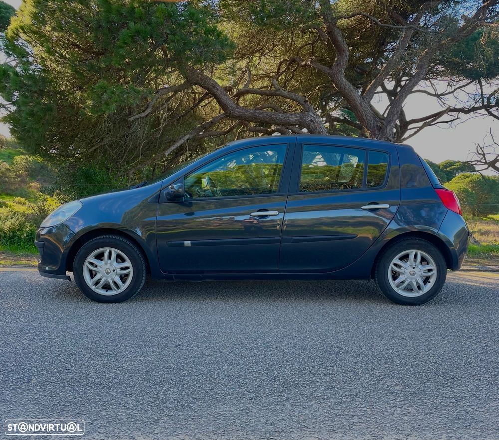 Renault Clio 1.2 16V Dynamique - 2