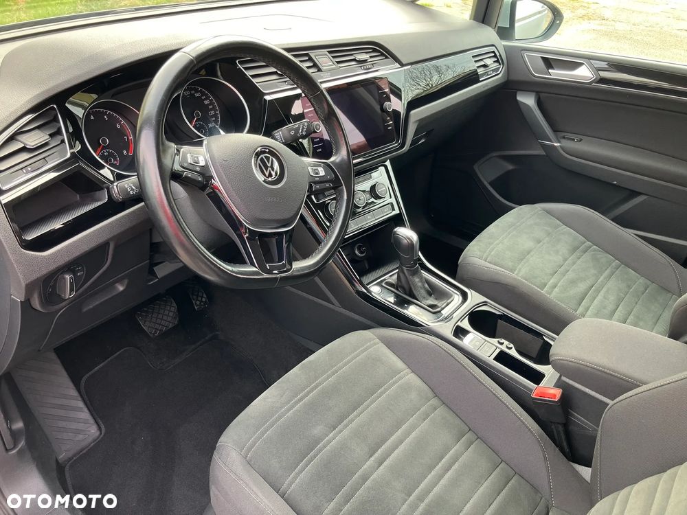 Volkswagen Touran 1.5 TSI EVO Highline DSG - 9