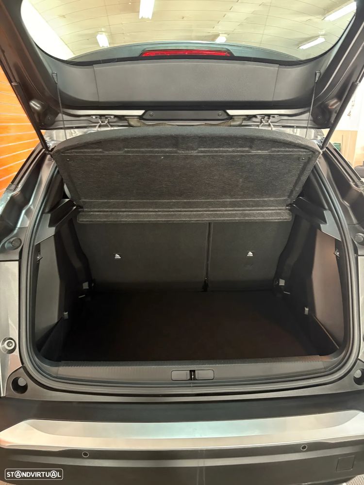 Peugeot 2008 1.2 PureTech Active Pack EAT8 - 7