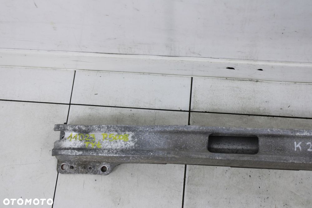 peugeot 5008 i 09r- belka zderzaka tył tylna - 3