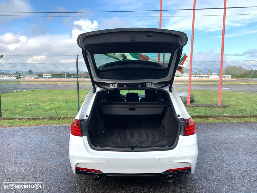 BMW 325 d Pack M Auto - 41