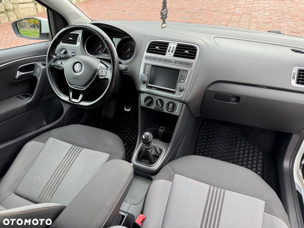 Volkswagen Polo 1.4 TDI BMT Highline - 30