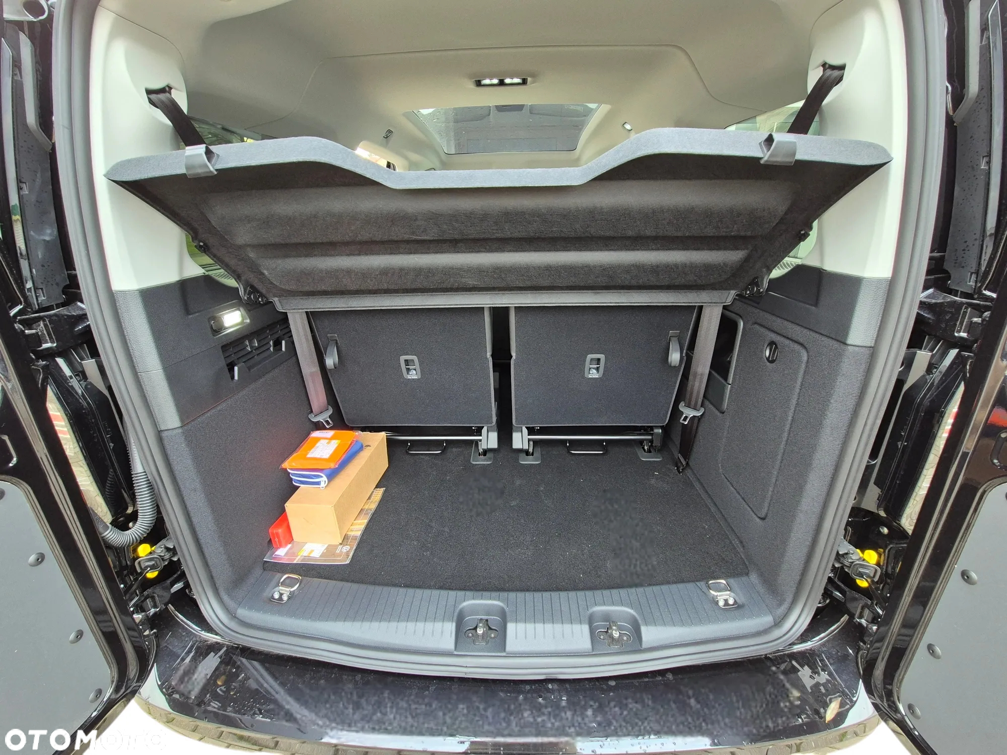 Volkswagen Caddy 2.0 TDI Style DSG - 23