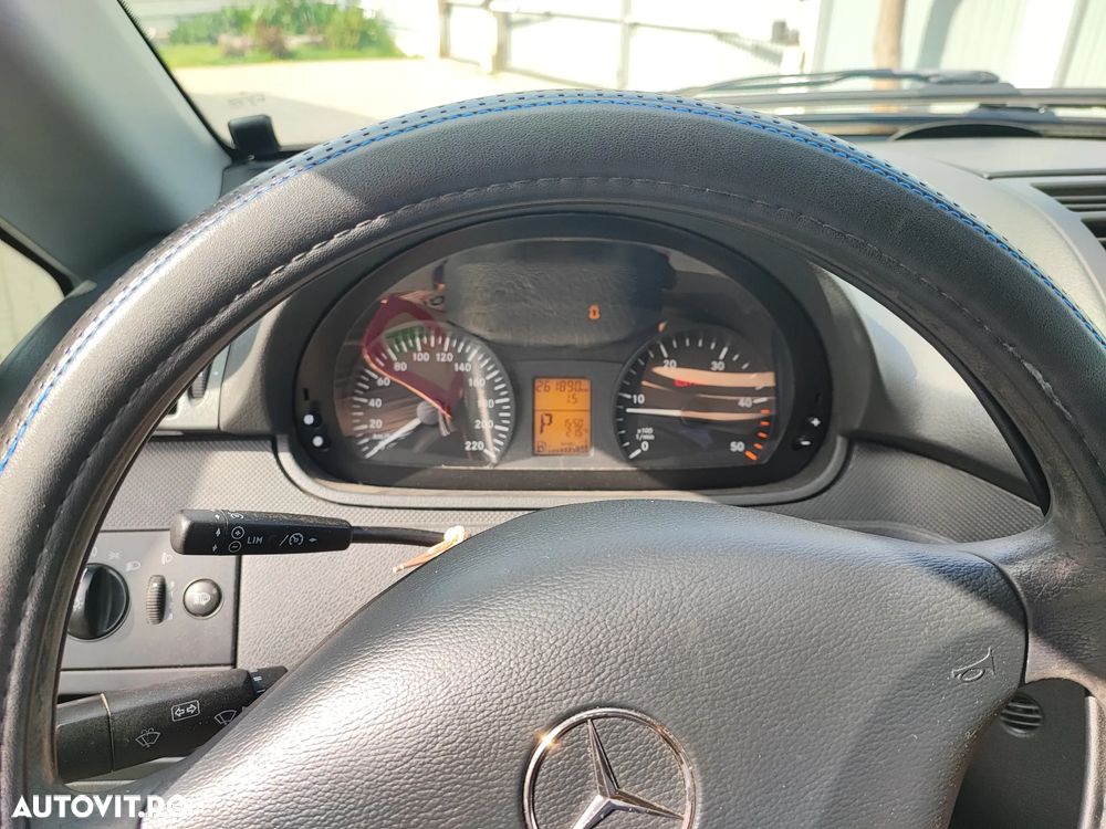 Mercedes-Benz Vito Kompakt Aut. Mixto - 11