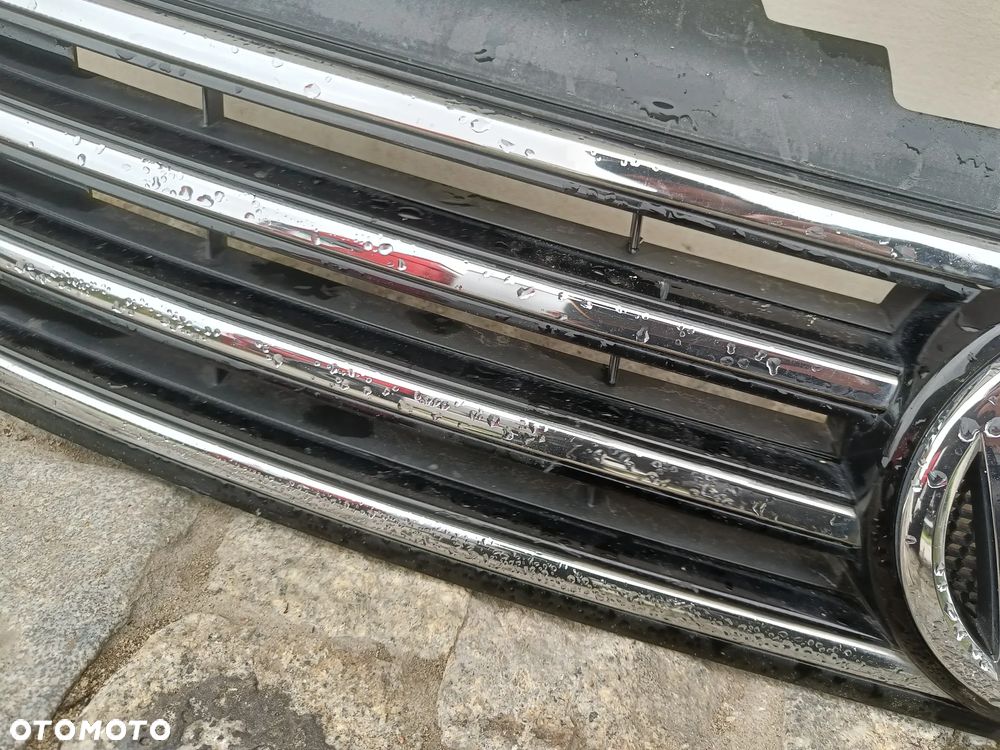 Grill VW Passat B7 Atrapa Chłodnicy Kratka 3AA853653 3AA853651 - 10