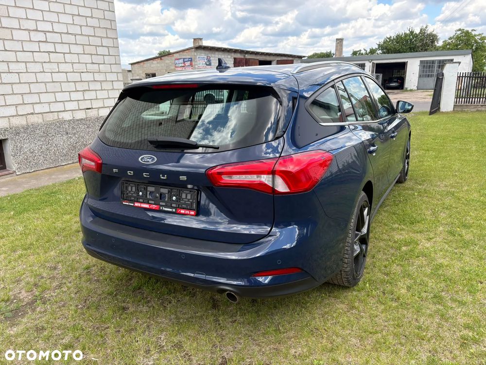 Ford Focus 1.5 EcoBlue STart-Stopp-System TITANIUM - 6