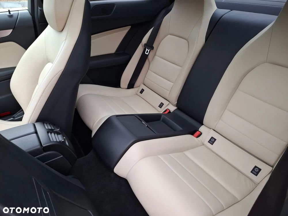 Mercedes-Benz Klasa C 350 BlueEFFICIENCY 7G-TRONIC Edition 1 - 25