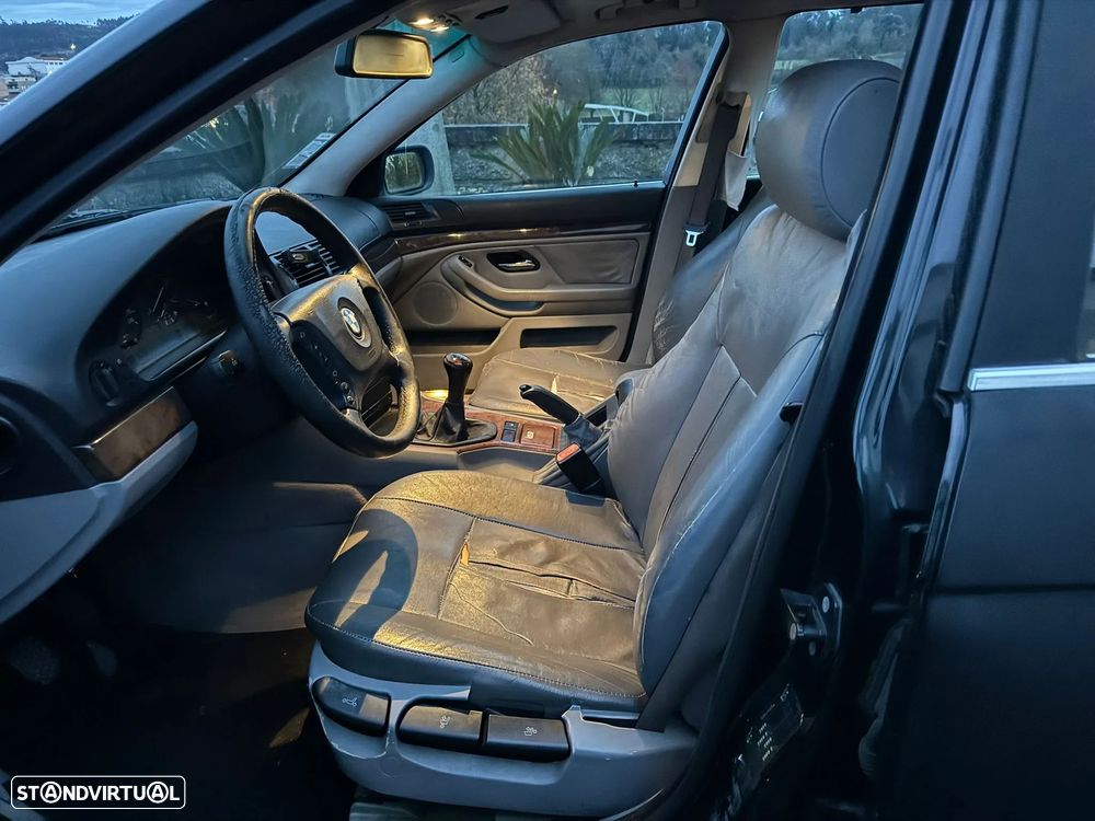 BMW 525 d Touring - 9